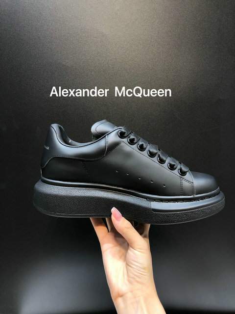 Picture of Alexander McQueen Shoes _SKU21815095SZ35-4434